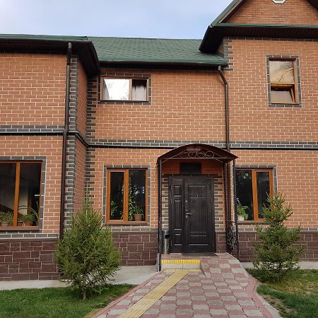 Mini Hotel Leila Almaty Eksteriør bilde