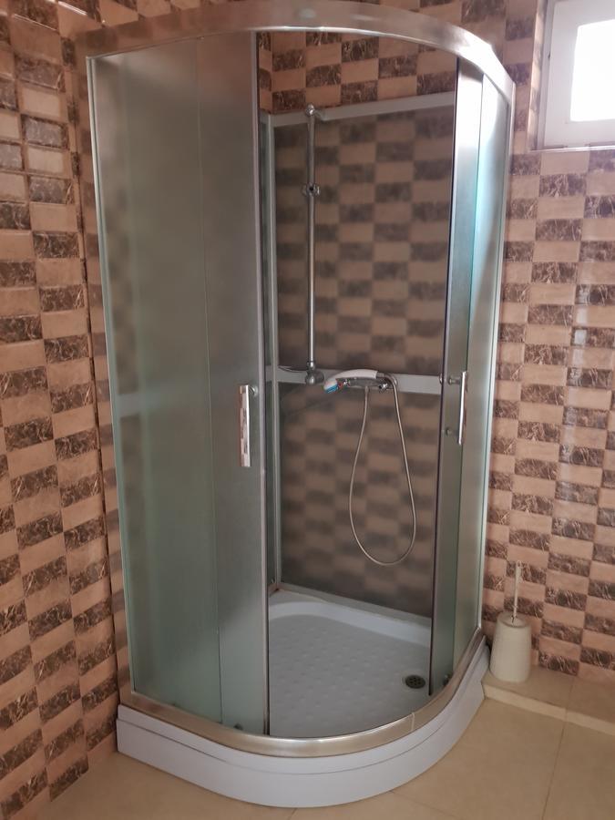 Mini Hotel Leila Almaty Eksteriør bilde