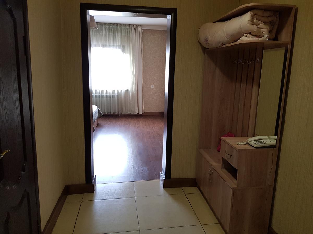 Mini Hotel Leila Almaty Eksteriør bilde